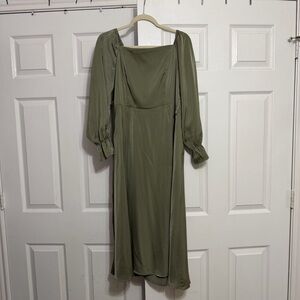 Elegant Olive Midi Dress with Long Sleeves